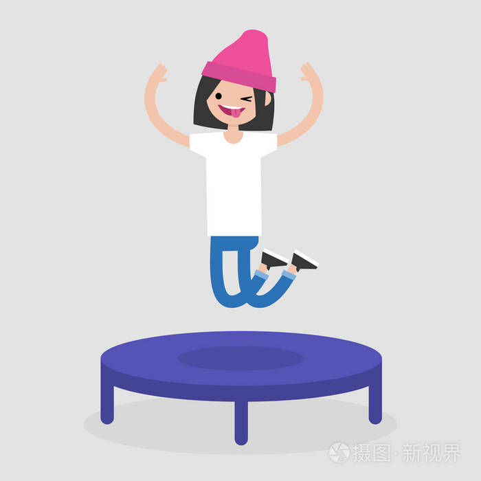 年轻女子欢快的性格跳跃在蹦床上.活跃的休闲.