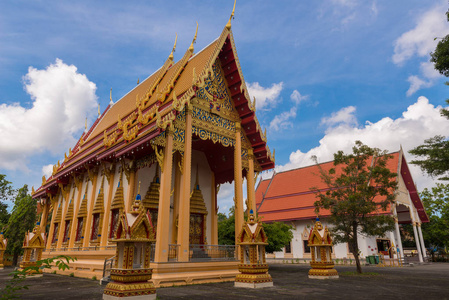 扫管笏帕通寺在普吉岛，泰国