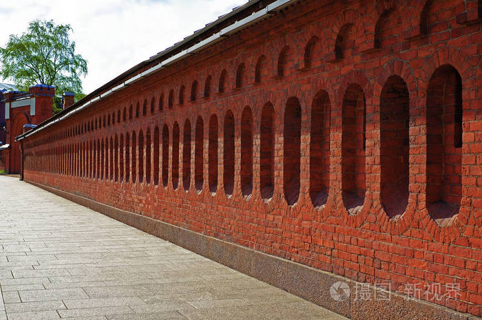 老红砖墙家庭围栏