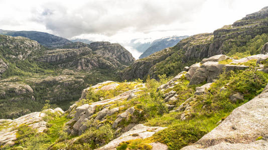 挪威的山脉和徒步，查看到 Lysefjord