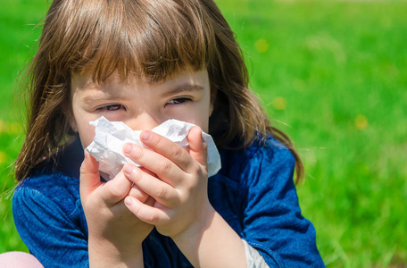 儿童的季节性过敏。鼻炎。选择性聚焦