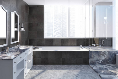 深色瓷砖浴室内有一个大浴缸, 淋浴和黑色大理石双水槽, 上面挂着两个方形的镜子。3d 渲染