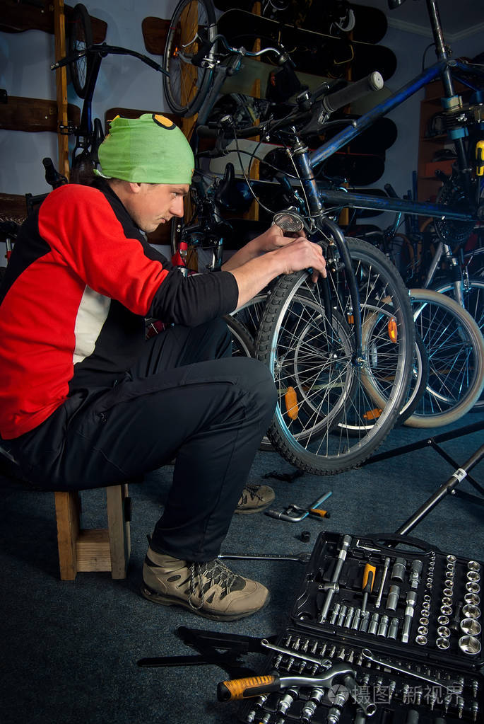 主自行车修理车间15