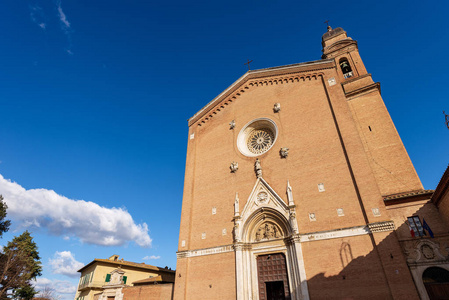 大教堂的圣弗朗切斯科 十三世纪 在锡耶纳古代城镇。托斯卡纳 Tuscany，意大利欧洲