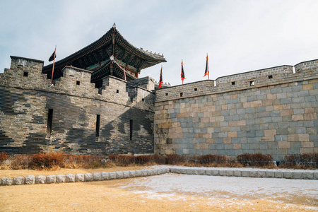 韩国水原华城堡垒古遗址图片