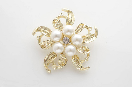 珍珠胸针图片-珍珠胸针素材-珍珠胸针插画-摄图新视界
