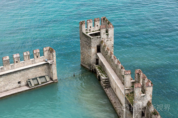 回水内斯卡里格城堡-中世纪港口堡垒,西尔米奥