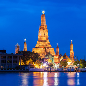 黄昏时分，曼谷，泰国王庙