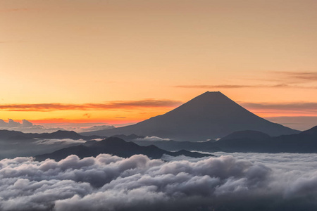 富士山, 夏天 Kushigata, 从山上看。
