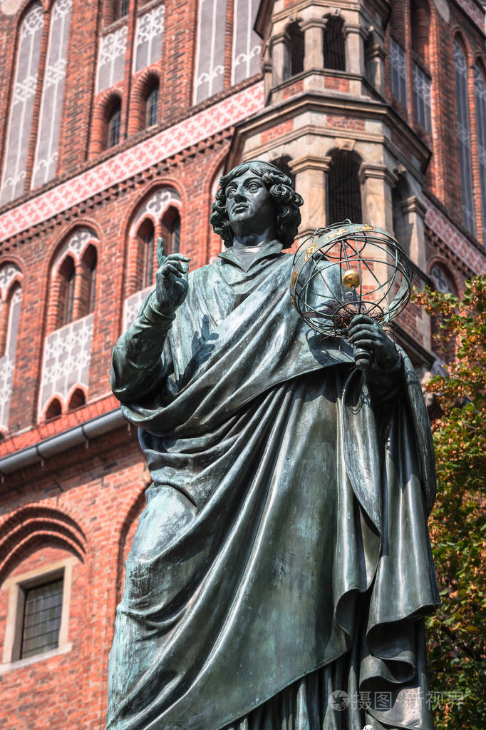 在波兰的托伦哥白尼雕像