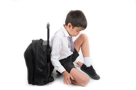 学生校服的小男孩穿的鞋子照片