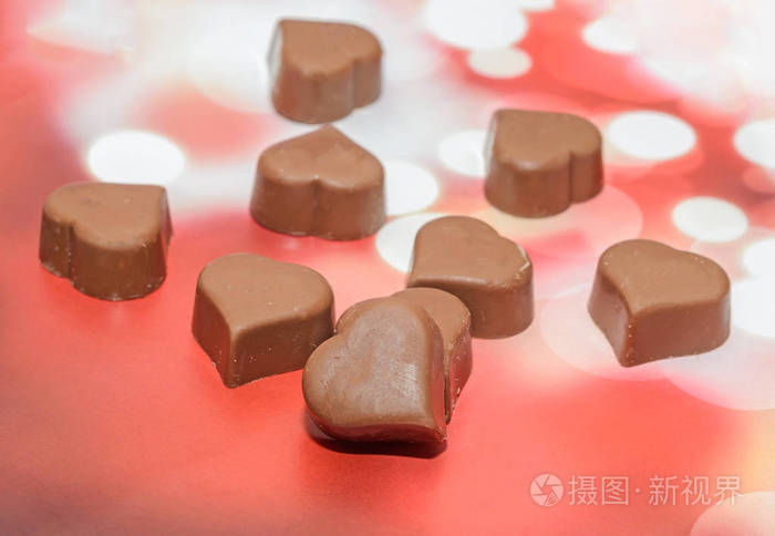 心形状巧克力情人节糖果棕色红色酒泉