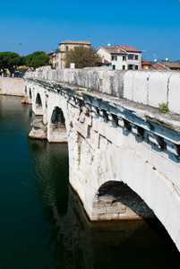 意大利里米尼古罗马提比略桥