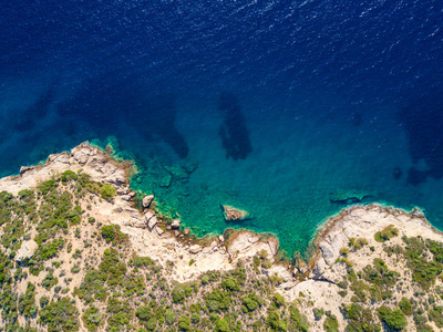 地中海海滨。顶部视图