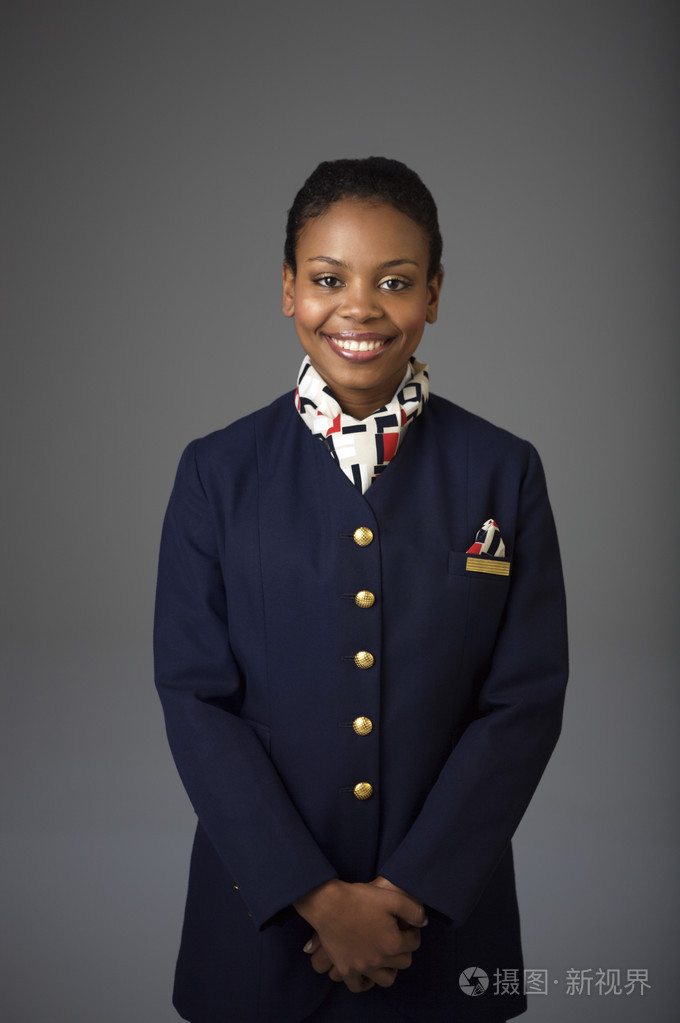 穿制服的空姐微笑