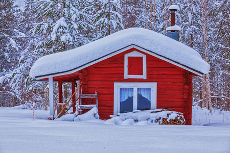 红房子。芬兰