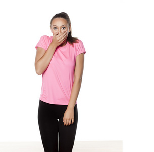 惭愧的美丽女运动员照片