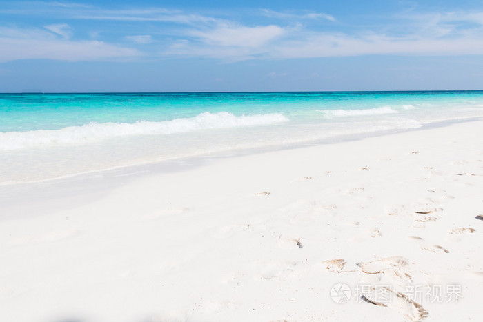 美丽的白色沙滩在ta柴岛泰国