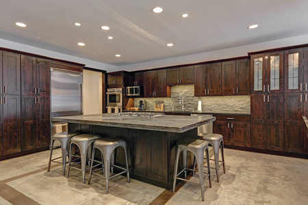 灰色的色调现代开放楼厨房设计图片