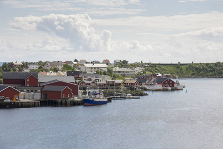 挪威罗弗敦群岛瑞尼村的景观