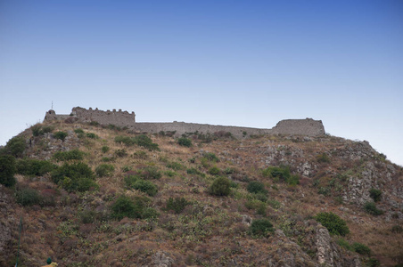 山上的老堡垒。陶尔米纳 西西里
