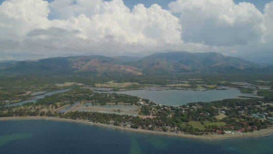 海岸边与海滩和旅馆, 菲律宾, 吕宋