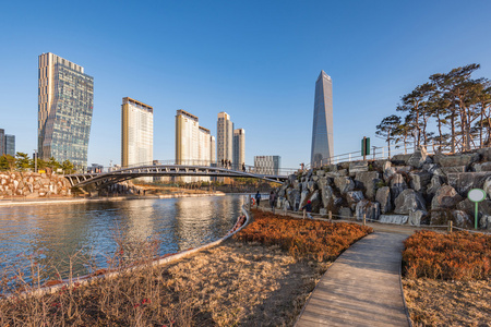 在松岛国际商务区松岛中央公园