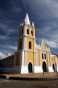 旧的殖民时期教堂