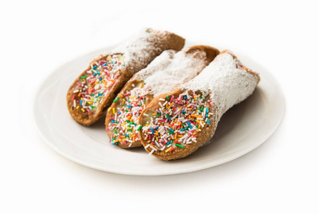 卷, 意大利甜点充满奶油奶油照片