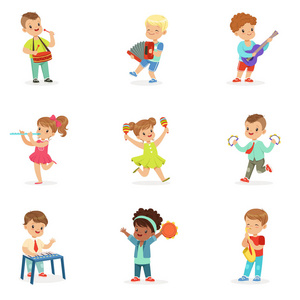 可爱的儿童舞蹈和演奏乐器，设置标签设计。卡通详细彩色插图