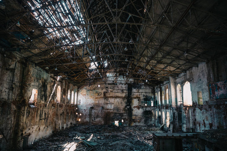 老废弃的工厂图片