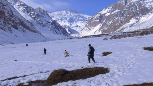 山雪的风景和自然在智利图片