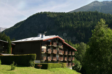 法国阿尔卑斯风格的房子