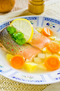 俄罗斯传统鱼汤