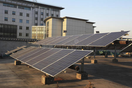 太阳能发电站在建筑物屋顶上的应用