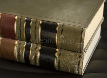 旧法律书籍