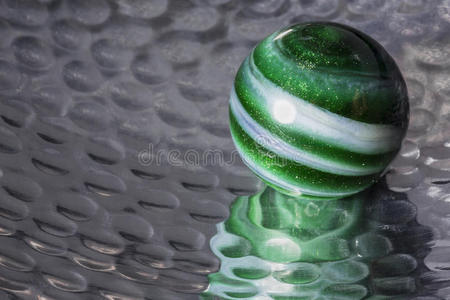 绿色漩涡大理石