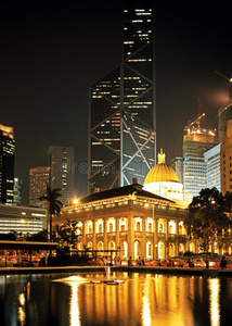 香港岛雕像广场的建筑物。