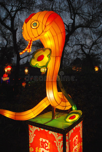 中国蛇兽十二生肖灯图片