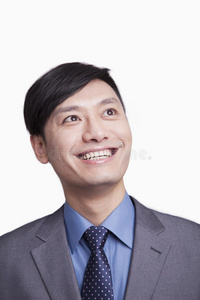男人 短的 公司 微笑 中国人 肖像 头发 肩膀 愿望 演播室
