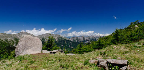 龙龟山图片