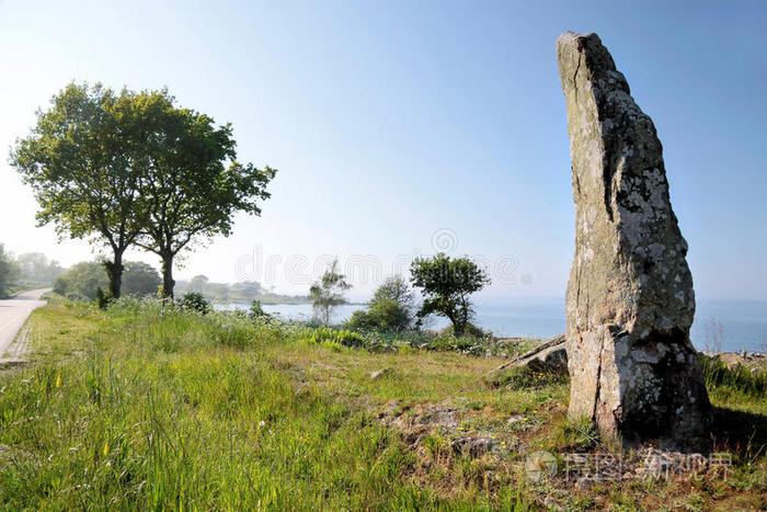 旅游业 巨石 凯尔特人 草地 魔术 六月 丹麦 海岸 海岸线