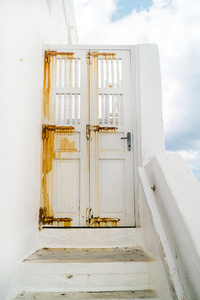 米科诺斯岛上的传统希腊门