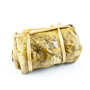 香蕉叶天然材料在甜品包装中的应用照片