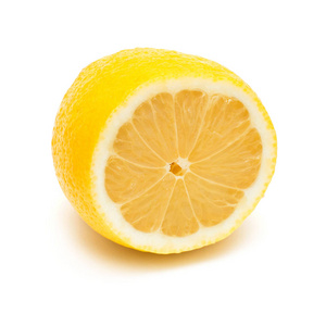 一半柠檬被隔离在白色背景上。热带黄色水果。平躺, 顶部视图