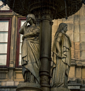 雕像喷泉巴黎