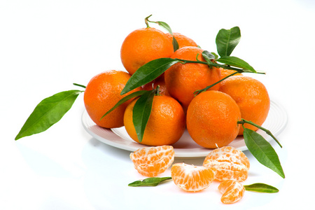 橘红色或孤立的普通话水果
