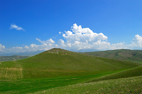 小山和山图片