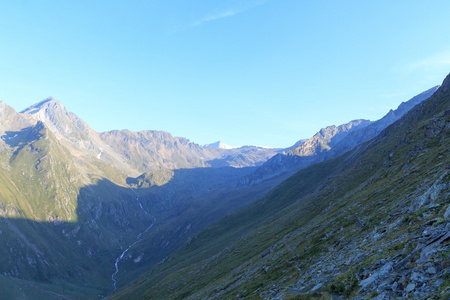 首脑会议在奥地利陶恩山阿尔卑斯 Grossvenediger 山全景