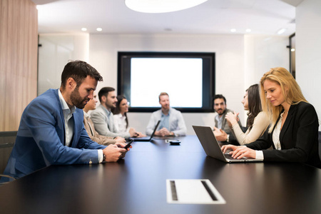 商务会议图片图片-商务会议图片素材-商务会议图片插画-摄图新视界